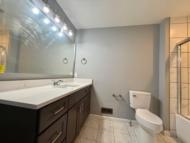 Building Photo - 9465 Santa Clara Cir