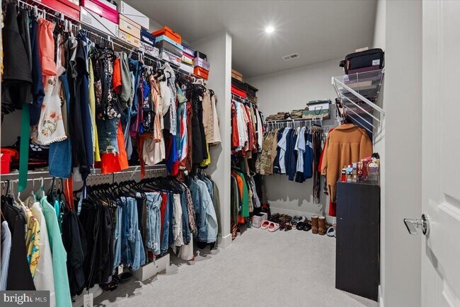 Building Photo - 106 St Ives Pl