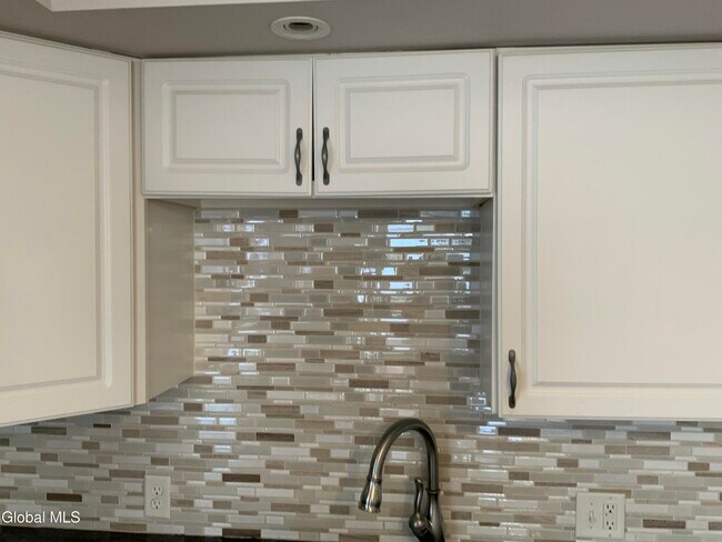 Building Photo - 1238 Union St