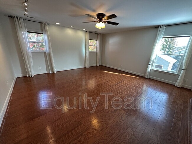 Building Photo - 3750 Petoskey Ave