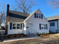 Building Photo - 2326 Storm St