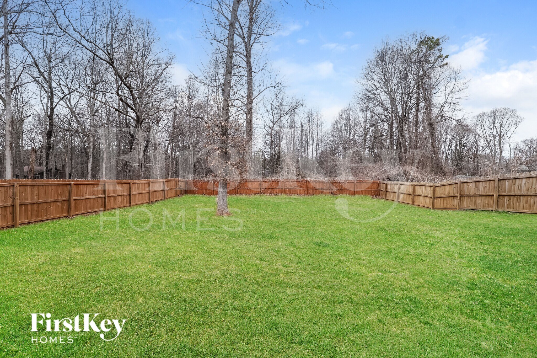 Building Photo - 217 Focus Ln