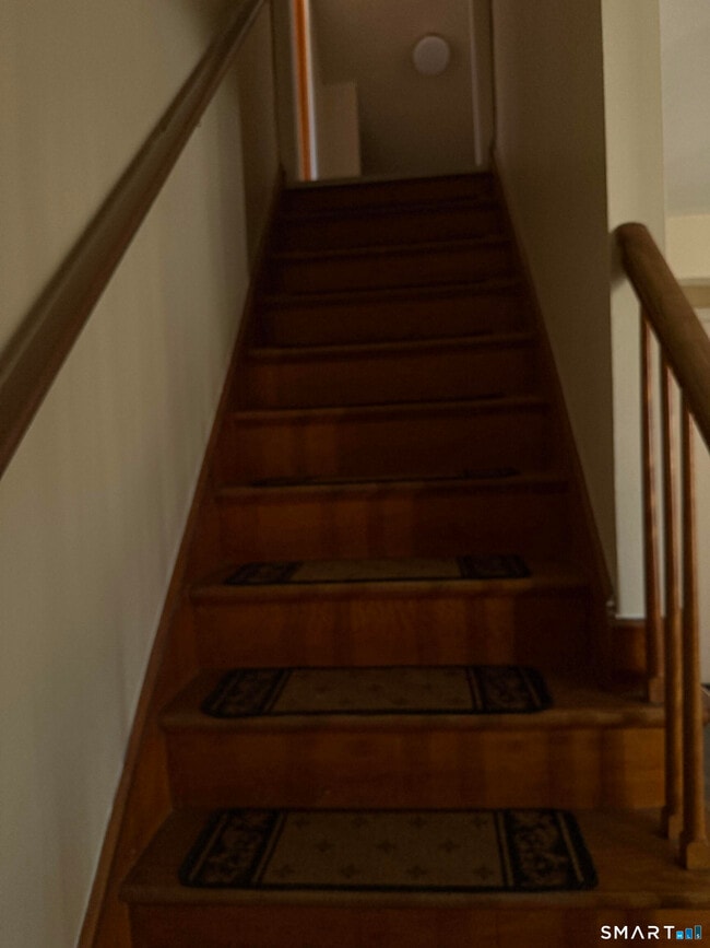 Building Photo - 29 Bouley Ave