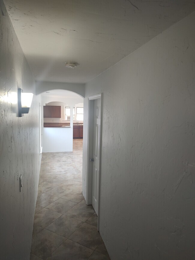 Hallway - 4011 Bandy Rd