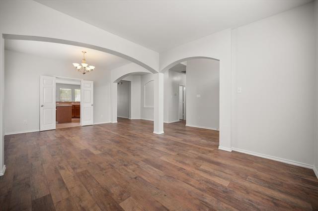 Building Photo - 4208 Glen Garden Dr