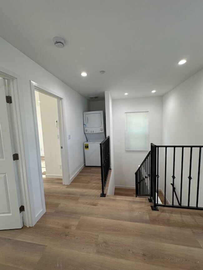 Building Photo - Completely remodeled and located on a quie...