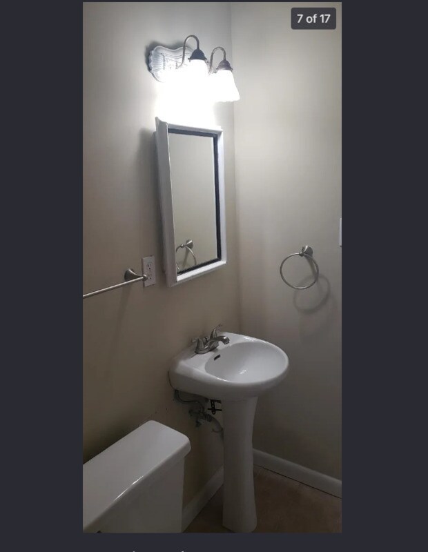 Building Photo - 3803 Larry St