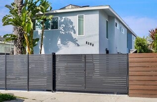 Building Photo - 2915 Hauser Blvd
