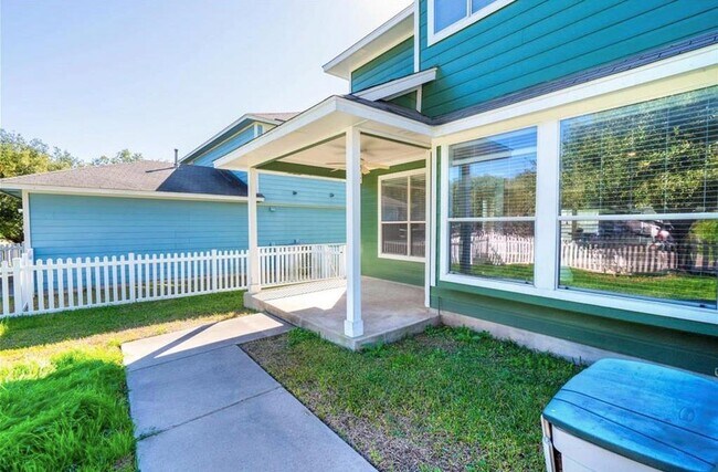 Building Photo - 106 Mertz Ln