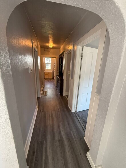 Hallway - 1504 W Dean Ave