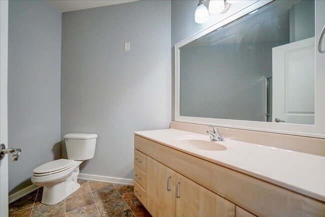 Building Photo - 5196 Sassafras Dr