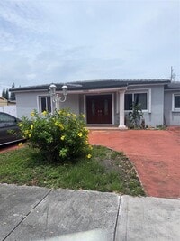 Building Photo - 1120 SW 73rd Ave