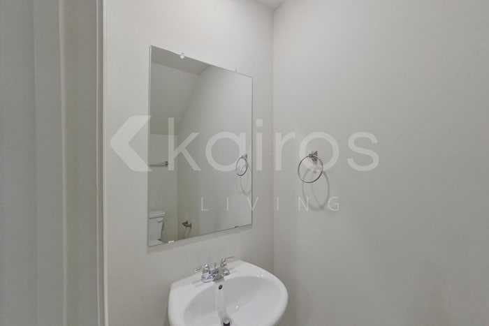 Building Photo - 373 Ironwood Ct