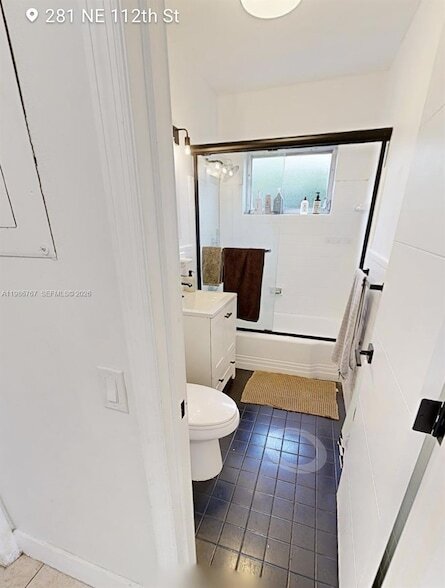 Building Photo - 281 NE 112th St