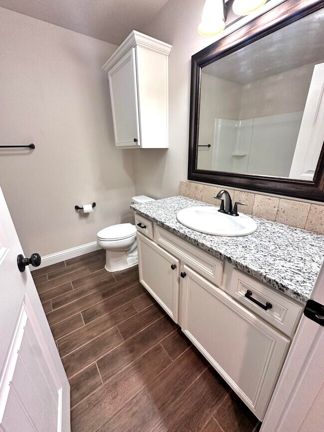 Building Photo - 7526 102nd St