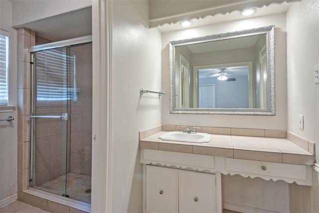 Building Photo - 10679 Sandpiper Ln