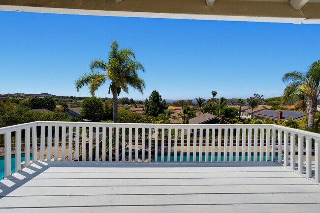 Building Photo - GORGEOUS VIEWS of Anahiem Hills