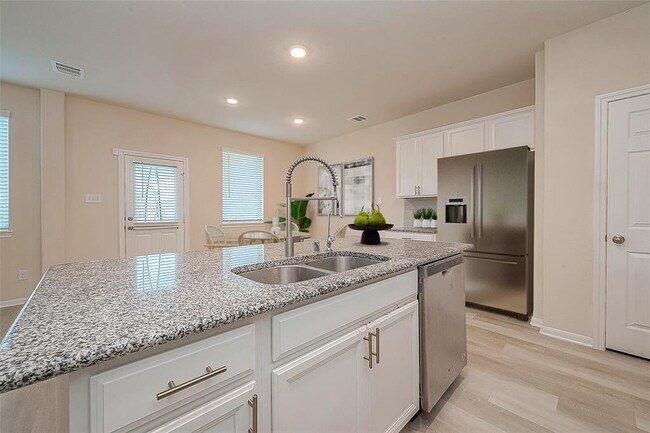 Building Photo - 26030 Drover Sky Ct