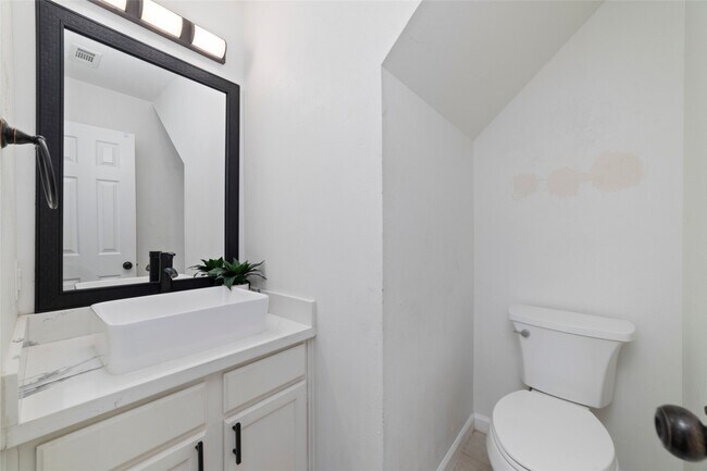 Building Photo - 16026 Autumn Falls Ln