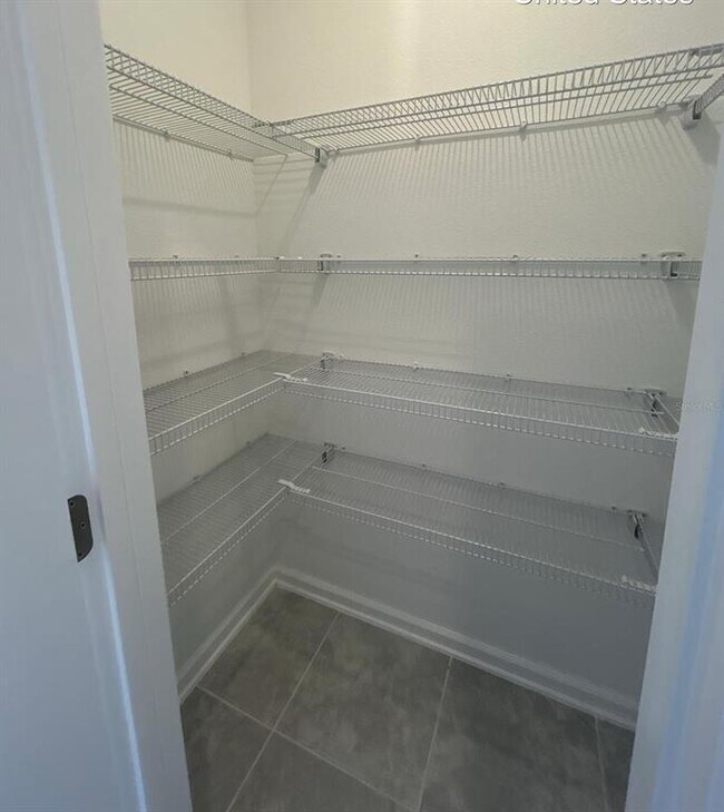 Building Photo - 2761 Armstrong Ave