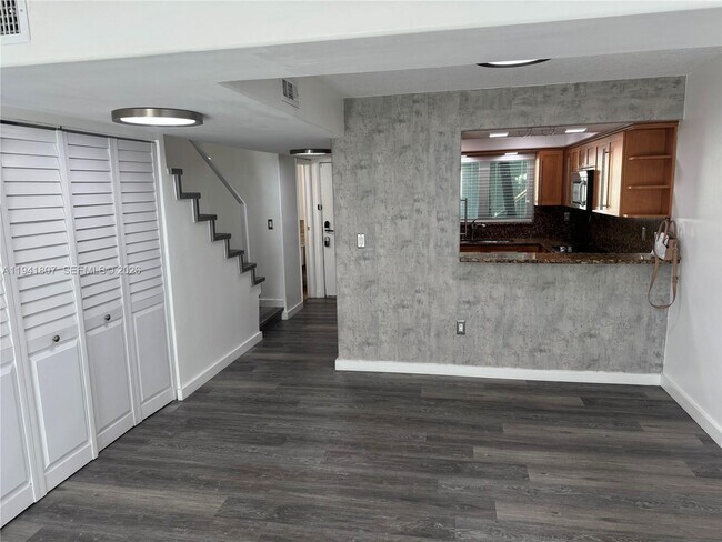 Building Photo - 11163 NW 7th St