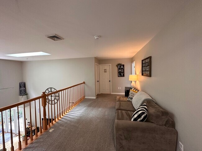 Loft (3) - 8940 Executive Club Dr