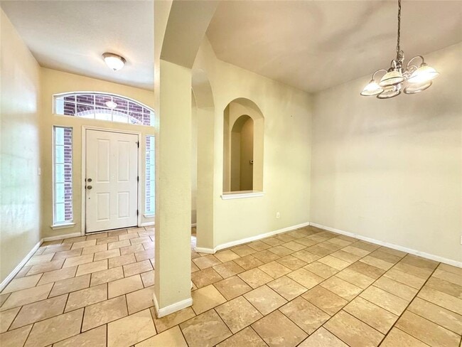 Building Photo - 4109 Hidden View Ct