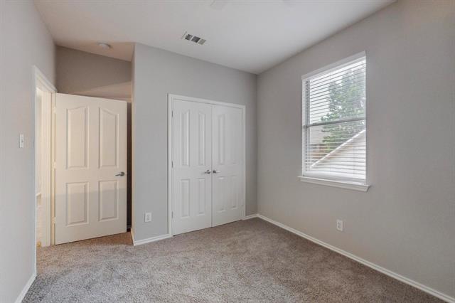 Building Photo - 4134 Petersburg Dr