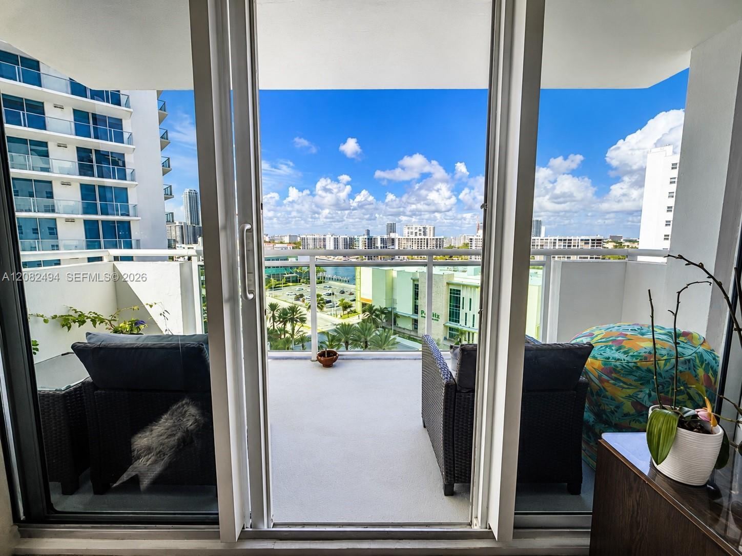 Building Photo - 3001 S Ocean Dr