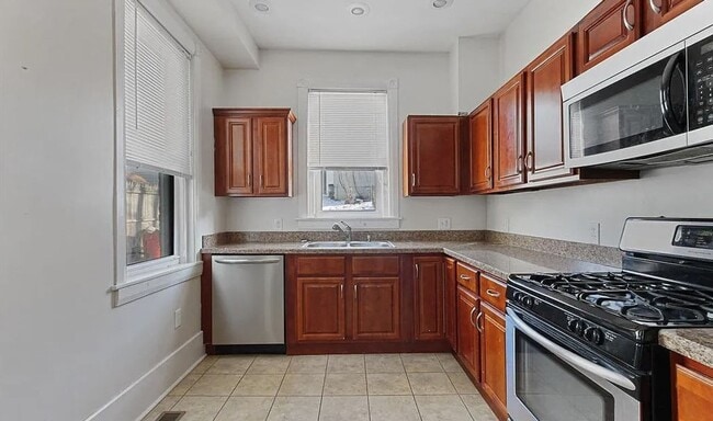 Building Photo - 3BR Home in Red Lion SD | Finished 3rd Floor, Garage, Balcony & Large Yard!