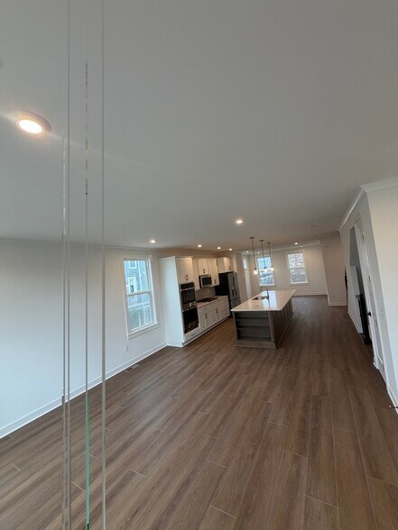 Building Photo - 7430 Wetherington Ln