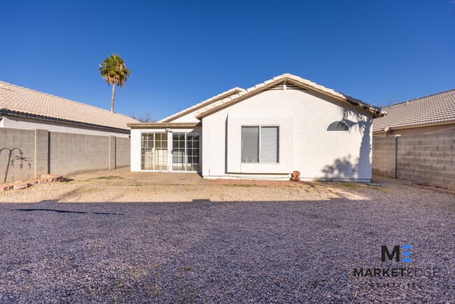 Building Photo - House in Tempe! JOIN THE WAITLIST!