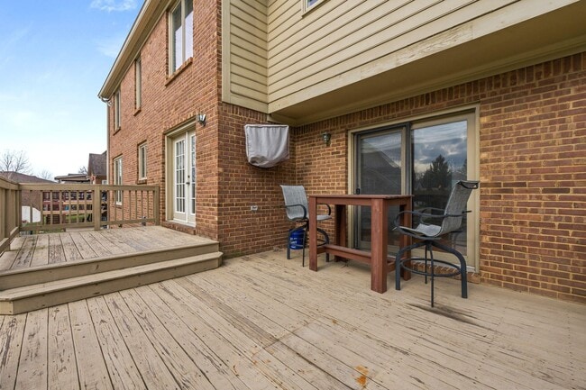 Building Photo - 1116 Shagbark Ln