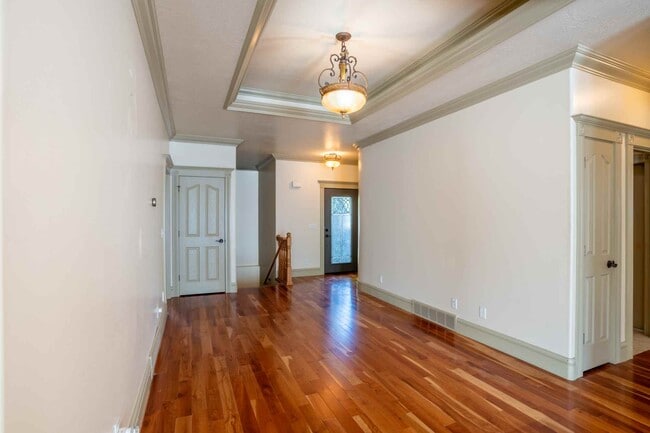 Building Photo - 414 Choke Cherry Ln
