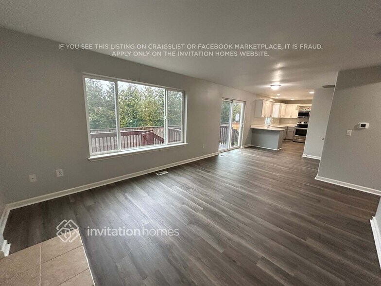 Building Photo - 1323 181st St Ct E