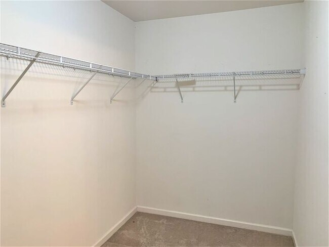 Building Photo - Newer Home in Reedy Fork, SS Appliance, Gr...