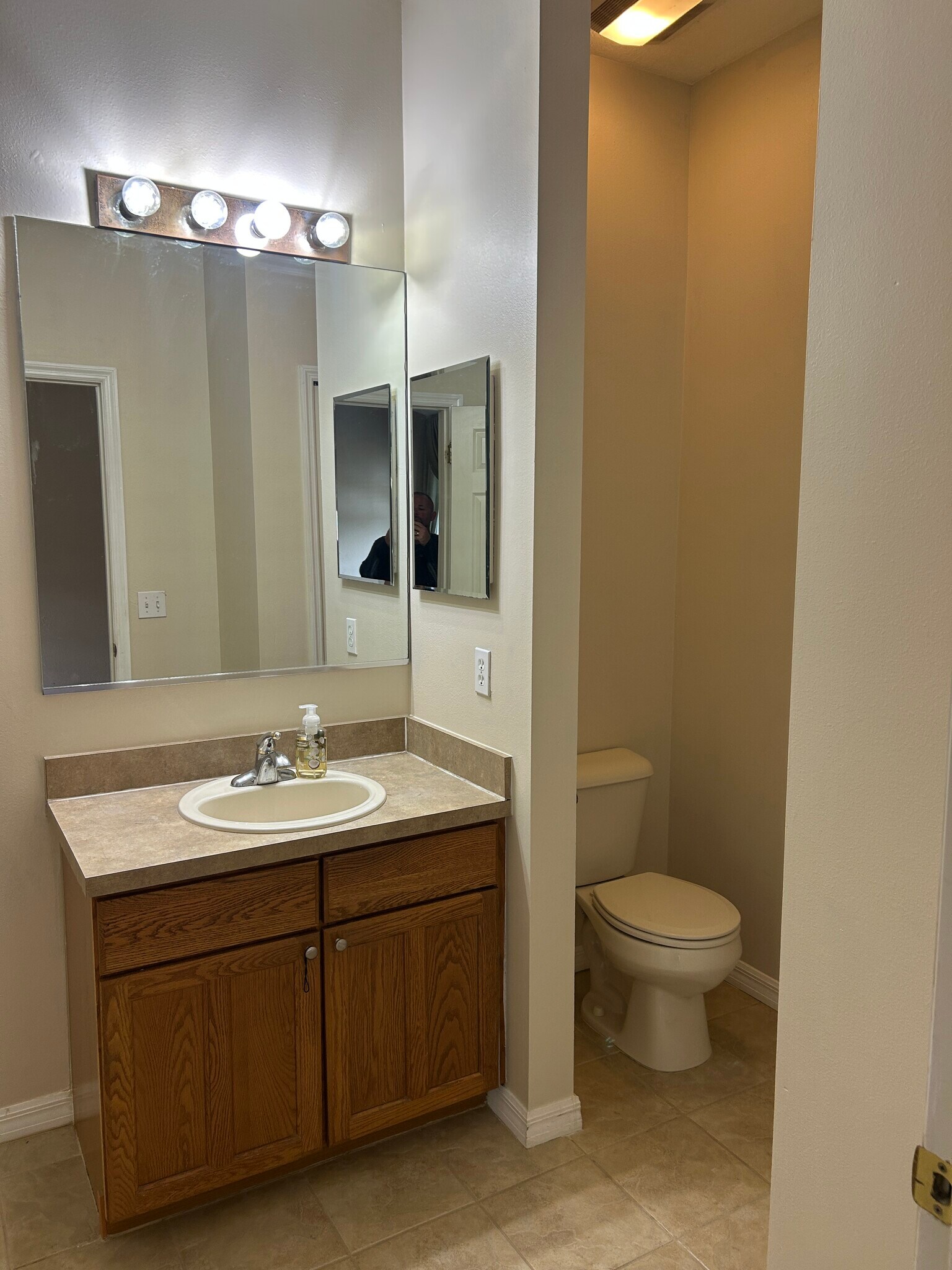 Master Bathroom - 14840 Skip Jack Loop