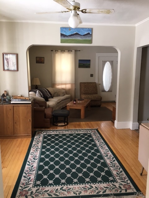 Building Photo - 425 Summit St