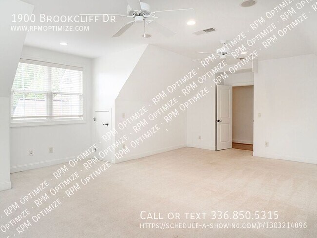 Building Photo - 1900 Brookcliff Dr