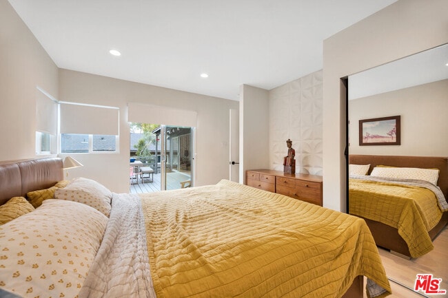 Building Photo - 380 Tamarac Dr