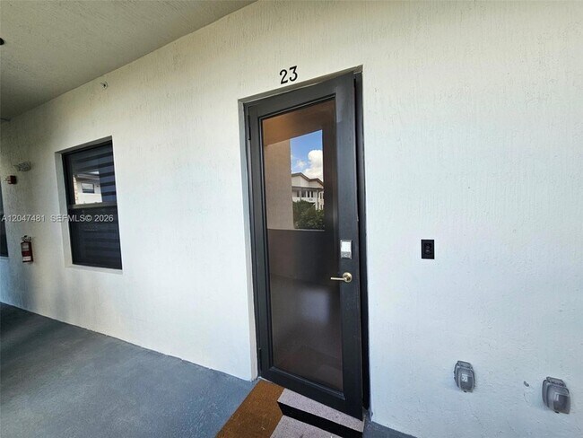 Building Photo - 8195 NW 104th Ave