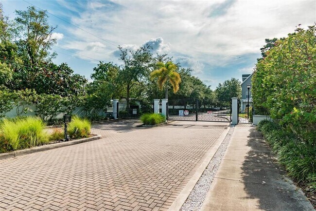 Building Photo - 4503 Bay Spring Ct