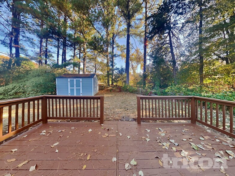 Building Photo - 8820 Kishorn Ct