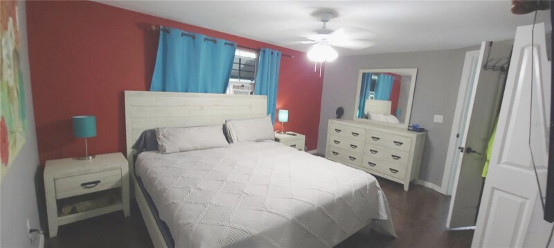 Building Photo - 11241 Linden Ln