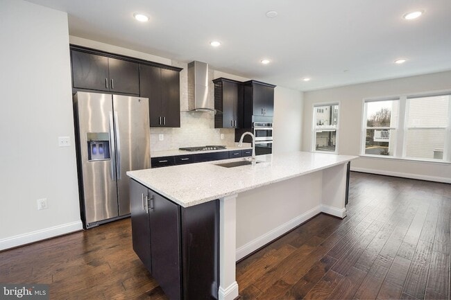 Building Photo - 2056 Alder Ln