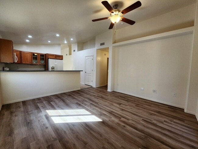 Building Photo - 12252 N Gadwall Dr