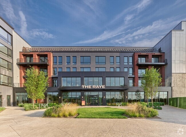 Building Photo - The Raye