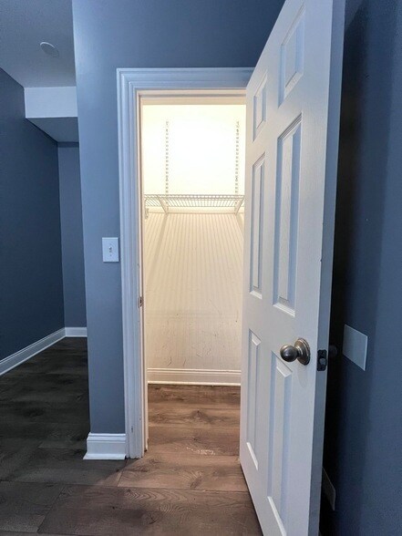 Building Photo - 7057 S Normal Blvd