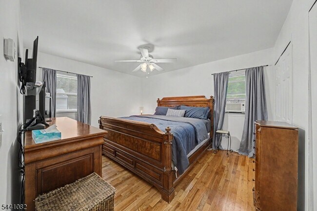 Building Photo - 23 Distler Ave