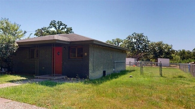 Building Photo - 16567 Farm to Market Rd 2154